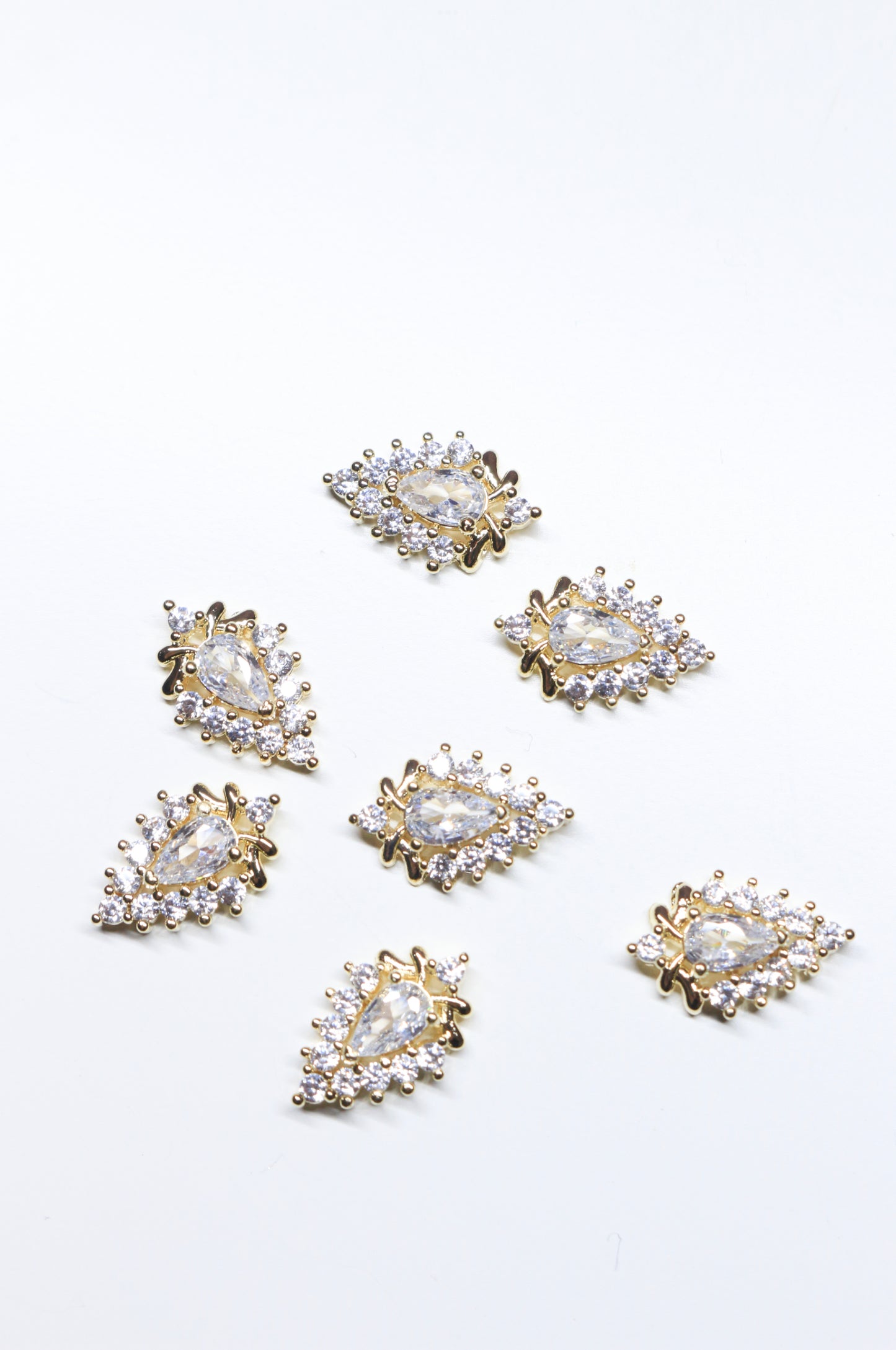 Luxury charms (4pcs